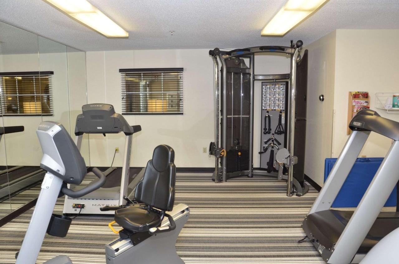 Sonesta Simply Suites Detroit Warren Bagian luar foto