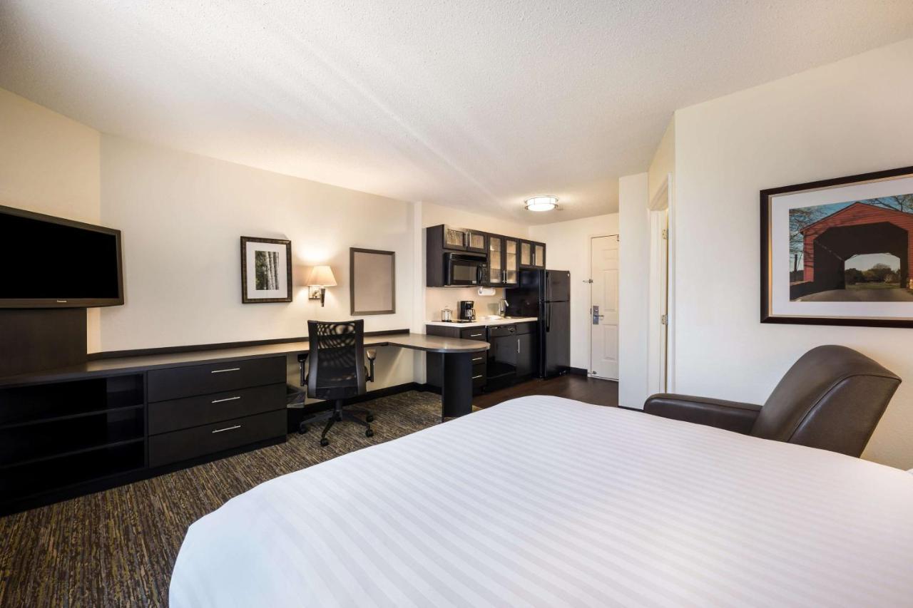 Sonesta Simply Suites Detroit Warren Bagian luar foto